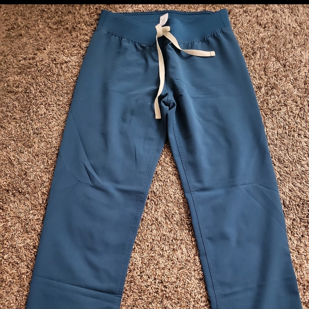 Figs pant